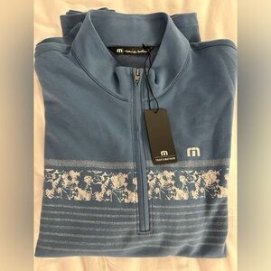 Travis Mathew Men’s Medium 1/4 Zip Long Sleeve Pullover